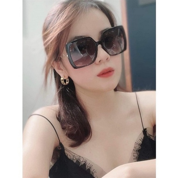 💯 - New - Burberry Luna BE4332F 30018G Sunglasses Women's Black/Grey Gradien… - Picture 3 of 13